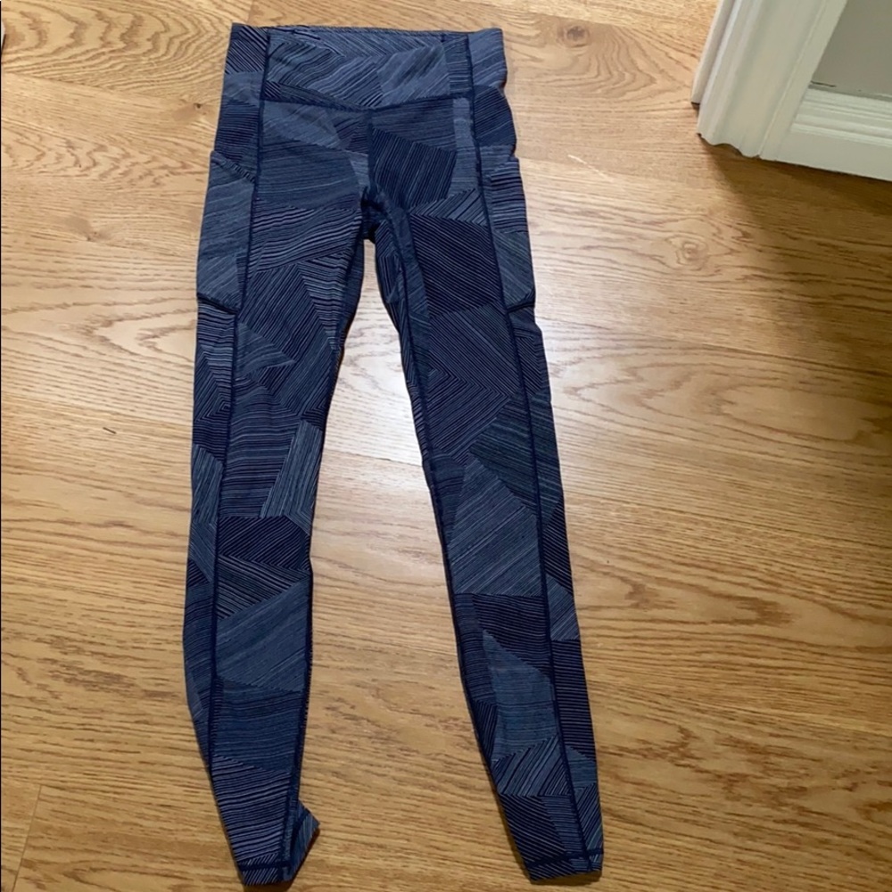 LULULEMON LEGGINGS!!!